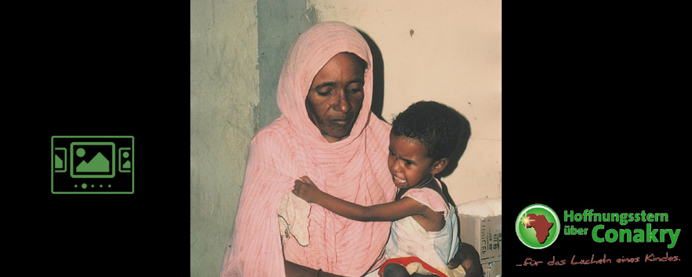 das slideshow-Fenster für 'conakry-hoffnungsstern.eu' anzeigen ...
Unser eingetragener Verein "Hoffnungsstern über Conakry e.V." unterstützt durch verschiedenste Aktionen das Straßenkinder-Projekt von Pater Stefan Stirnemann.