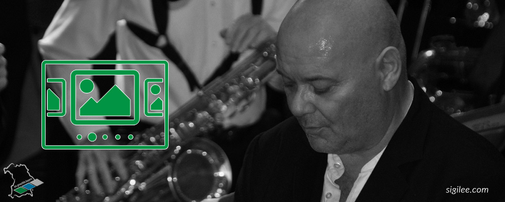 das slideshow-Fenster für 'sigilee.com' anzeigen ...
Der Herzblut-Musiker Sigi Lee :: Woidmuse, Mafia Bavarese, Big Band, Liam, ... und sehr viel mehr.